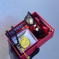 بوكس رجالي • نظارات شمسية • ساعة ثلاث ألوان