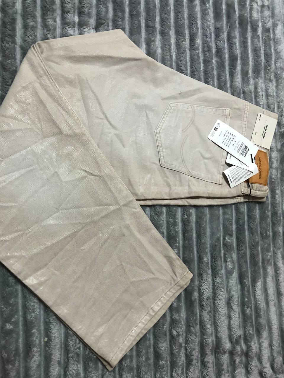 بنطال ماركة JACK & JONES الطول 104 cm - العرض 41 cm - الحجل 23 cm - القياس 31


**إذا كنت صاحب هذا الإعلان وتريد حذفه لأي سبب، رجاءا أرسل رسالة إلى الدعم الفني**