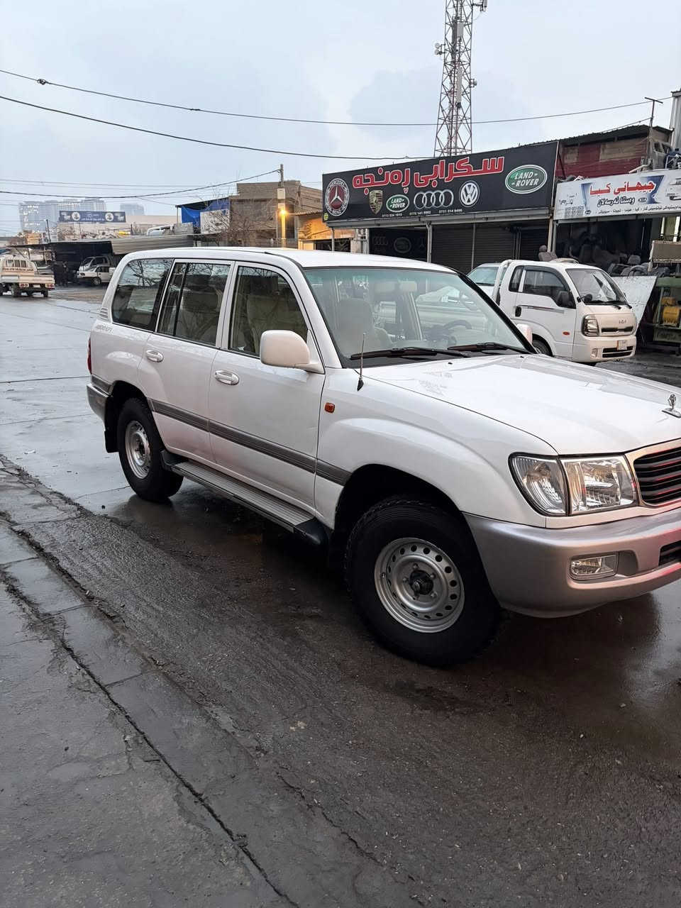 ٢٠٠١ 
سێ روبع 
یەک پارچە بۆیاخە بێ ناو گرتن 
یەک پەلە ساردی هەیە 
١٤٨ گەڵا 
١٩٠ هەزار روشتوە 
گێر مەکینە دەبل ئەکسل سفرە


**إذا كنت صاحب هذا الإعلان وتريد حذفه لأي سبب، رجاءا أرسل رسالة إلى الدعم الفني**