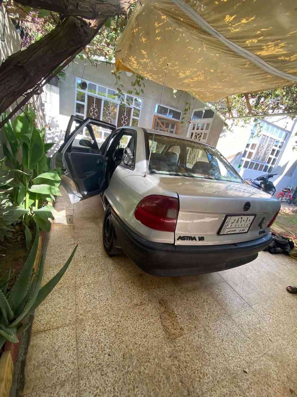 اوبل استرا
موديل 93 
السعر 48  $$
سنويه عظم 2028 باسمي
موصل الجانب الايمن 
سياره جاهزه من كل شيء ما تصرف عليها درهم 
طخم تاير جديد بطاريه جديده وباقي التفاصيل كله جاهزه غير متواجد على الفيس ،،شرط التحويل,,
***********
***********
