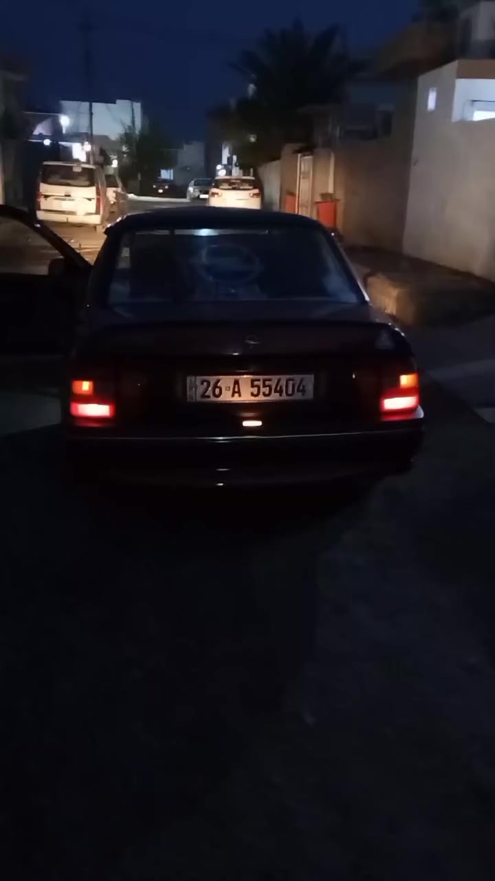 السلام عليكم  اوبل فكترا مديل، 92محدث95 تخم ايربك دشبول السياره جديد ما بيها نقص برغي محرك كير صدر تخم تاير كلها جديد  مصبوغه عام جماليه رقم صلاح الدين دولي سنويه 2029 باسمي ثاني يوم تحويل  تخم بطاين دوشمه كلها جديد السياره متعوبه عليه كلها شغاله حته كلوب. الرقم شغال  كلها مكفوله  العنوان سامراء 
السعر 45بيها شويه مجال 
***********
