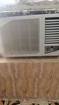 مكيف للبيع اخو الجديد الشراي يتصل07801588337