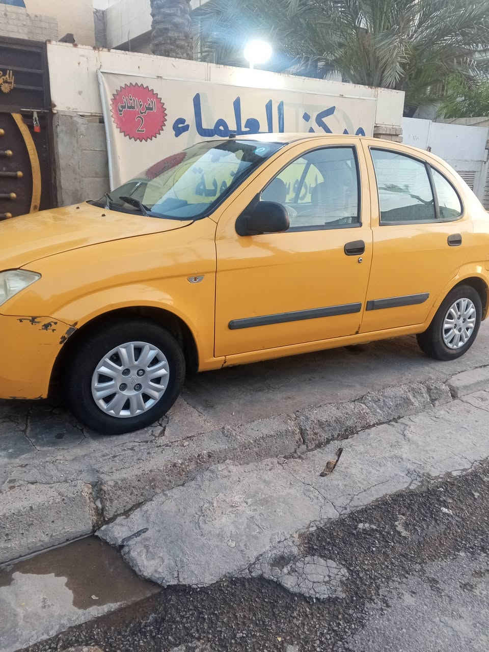 طيبه 2015 للبيع سياره جديده ماشيه 74 كلهه بلاديه السعر 45 العنوان بلديات ***********
