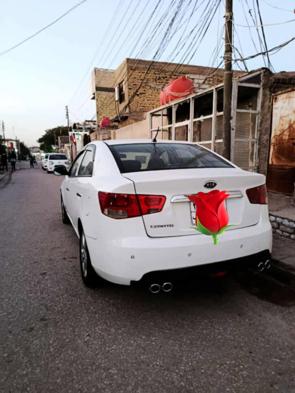 السلام عليكم … سيراتو موديل 2012 كفاله ماعده بس الباب الخلفي صبغ ول بقيه كفاله حداديه جديده تبريد تدفئه شغال السياره جاهزه من كلشي برغي معايزه رقم اربيل الماني تريد تحويل تريد وكاله بل خدمه سعر 94 وبيه مجال ..مكاني نجف رقمي…‭0781 048 0272‬
