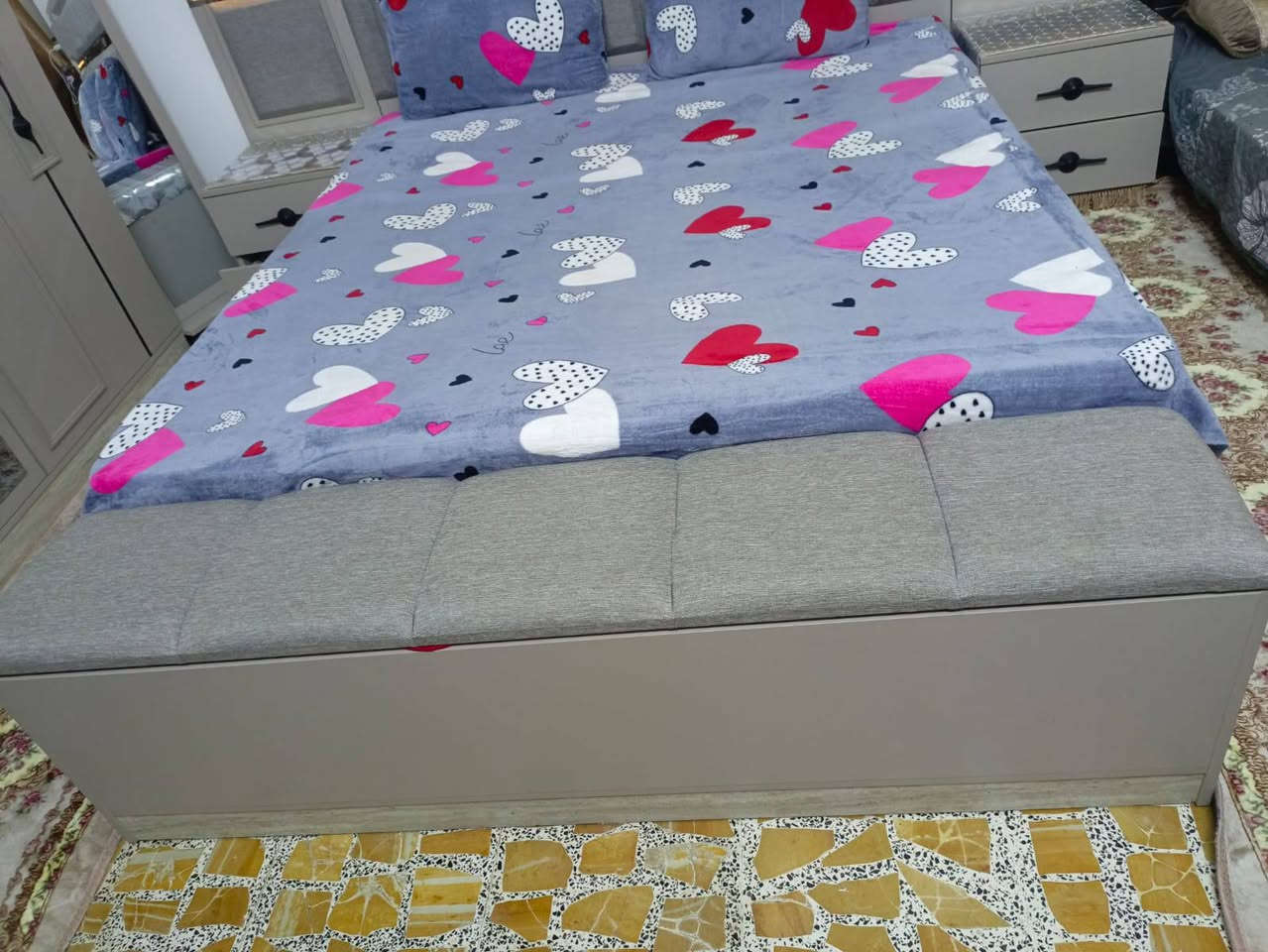 سلام عليكم غرفه نوم تركيه جديده بمعنا الكلمه الستعمال شهر السعر مليون800
رقم الهاتف ***********
الرقم اسيا***********
