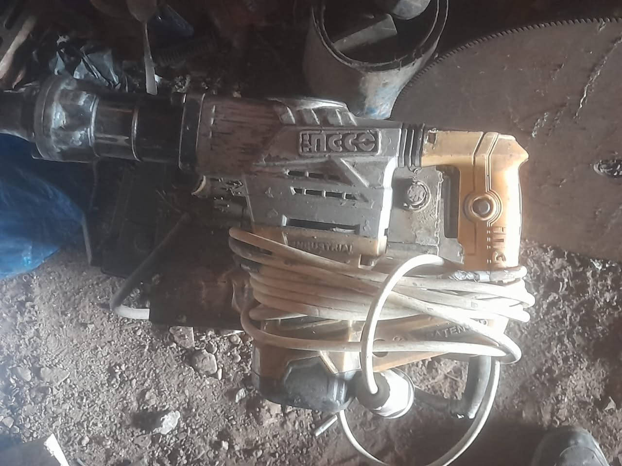 دريل همر السعر ٧٥ كرنمريسر مال صبغ السعر ١٢٥


**إذا كنت صاحب هذا الإعلان وتريد حذفه لأي سبب، رجاءا أرسل رسالة إلى الدعم الفني**