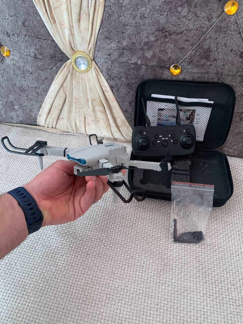 درون تعليميه
للبيع مستخدمة عله كد الفحص 
الملحقات 
💫حقيبة
💫 جوستك
💫مراوح احتياط عدد 4
💫مفك براغي 
💫كيبل شحن 
💫واقية حماية للمراوح

السعر 25 الف والتوصيل مجاني 
للاستفسار  واتس ابـ ***********
