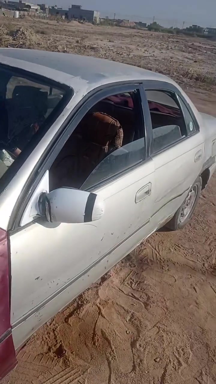 , السلام عليكم سياره للبيع سياره للبيع والسعر 13 ورقه وراعيها ما عندها الاعتبار ابيلك سياره ادوات ***********
