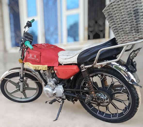 سلام عليكم دراجه لبيع سيفان محرك خير من الله دراجه نقصه بس كرهبائيات وضفيره عنواني نحيت رشيد قريب عن سريع جديد هاذه رقمي بي وتساب***********سعر خاص
