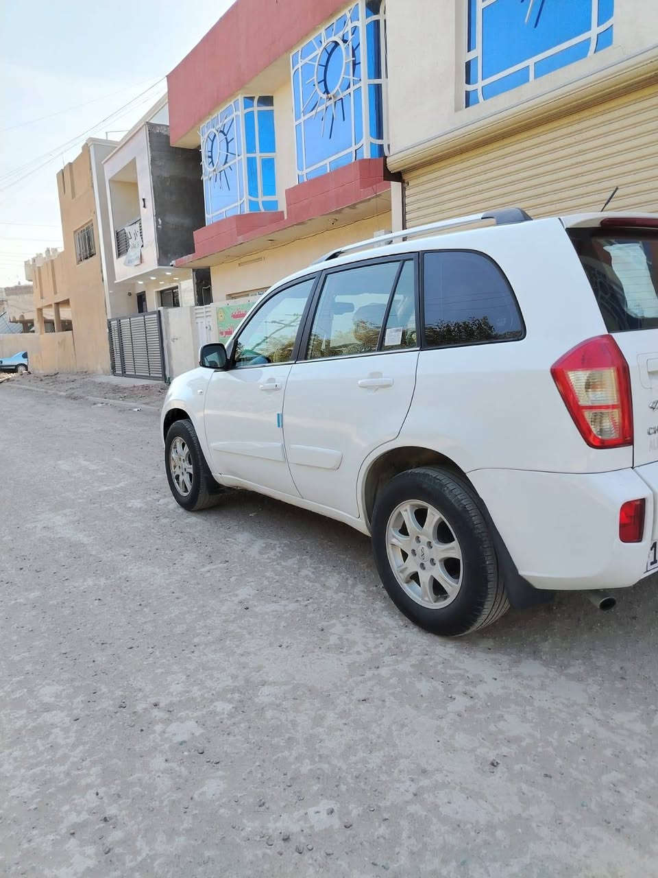 السلام عليكم للبيع تيكو موديل ٢٠١٥ رقم بغداد انكليزي كير ميكانيكي مكينه ٢٠٠٠ سياره جاهزه مابيه اي نقص مواصفات فتحه تحكم ستيرن تدفئه بالكشنات شاشه مكان السياره سريع حي العامل مجاور مسبح الرافدين السعر ٧٥ تلفون ***********
