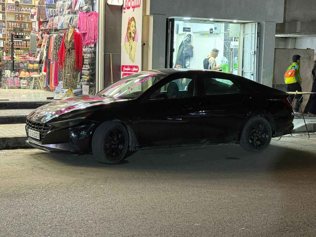 النترا للبيع موديل ٢٠٢١ امريكي سعر ١٢٢ وبيها مجال بسيط 
للتواصل ***********
