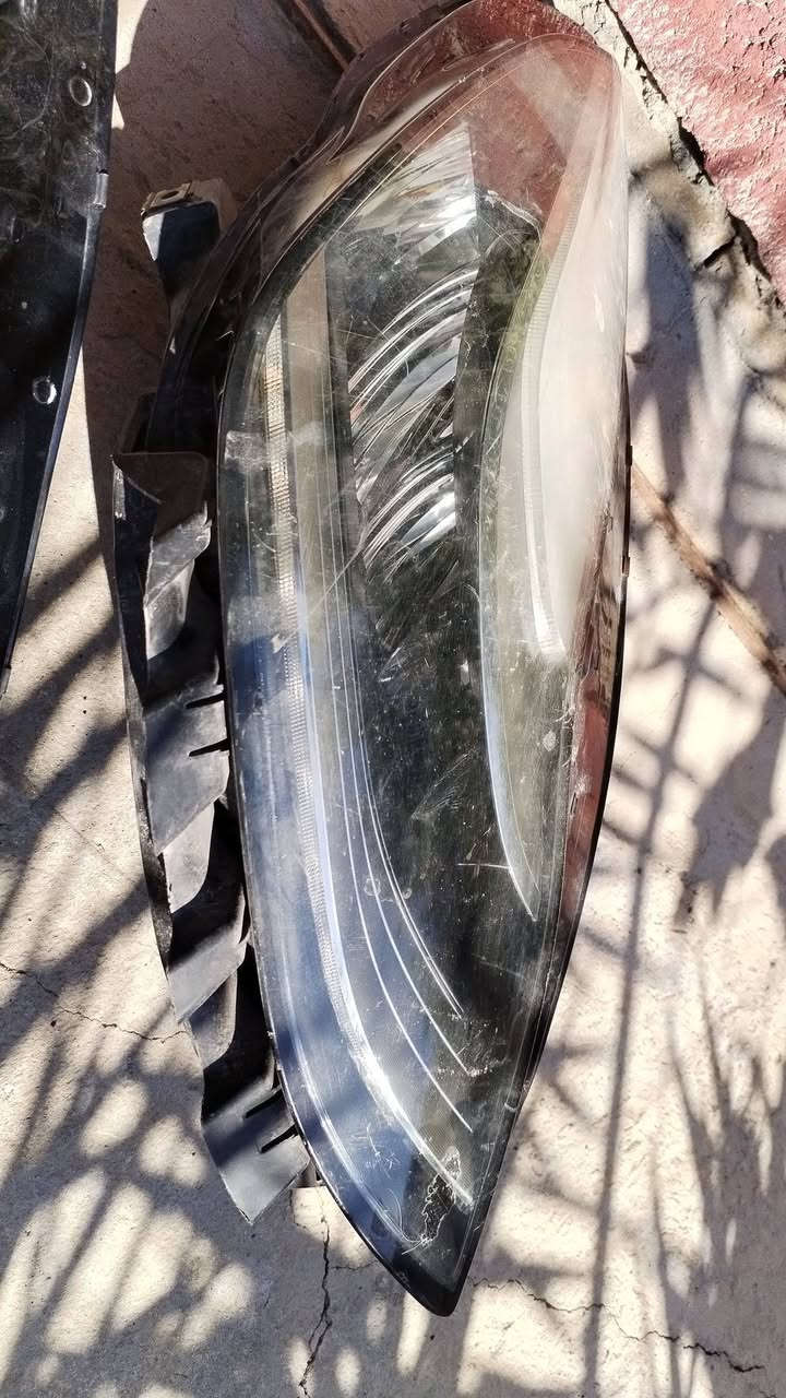 السلام عليكم عندي غراض تسلا للبيع بسعر مناسب للمراسله الاتصال بالرقم ***********
