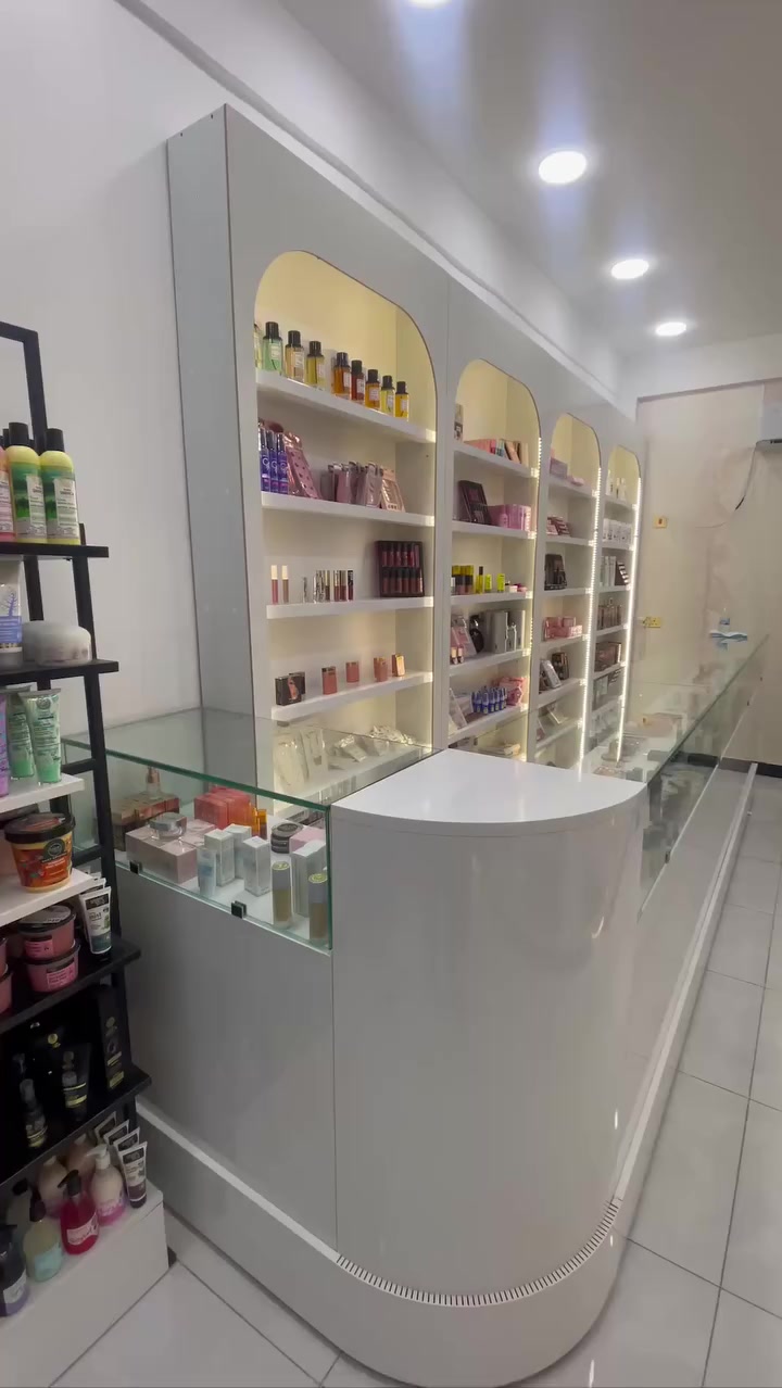 زاوية عرض وخزن منتجات تفيد اصحاب الكوزمتك والصيدليات واصحاب موبايلات تجي بطول 4 متر واجهه زاويه 120سنتمتر وارتفاع 110سنتمتر كلفتني مليون و800الف حاليآ عارضها على 700 الف قفل استخدام 3 اشهر فقط
الي تفيدة يراسلني خاص مكاني بغداد


**إذا كنت صاحب هذا الإعلان وتريد حذفه لأي سبب، رجاءا أرسل رسالة إلى الدعم الفني**