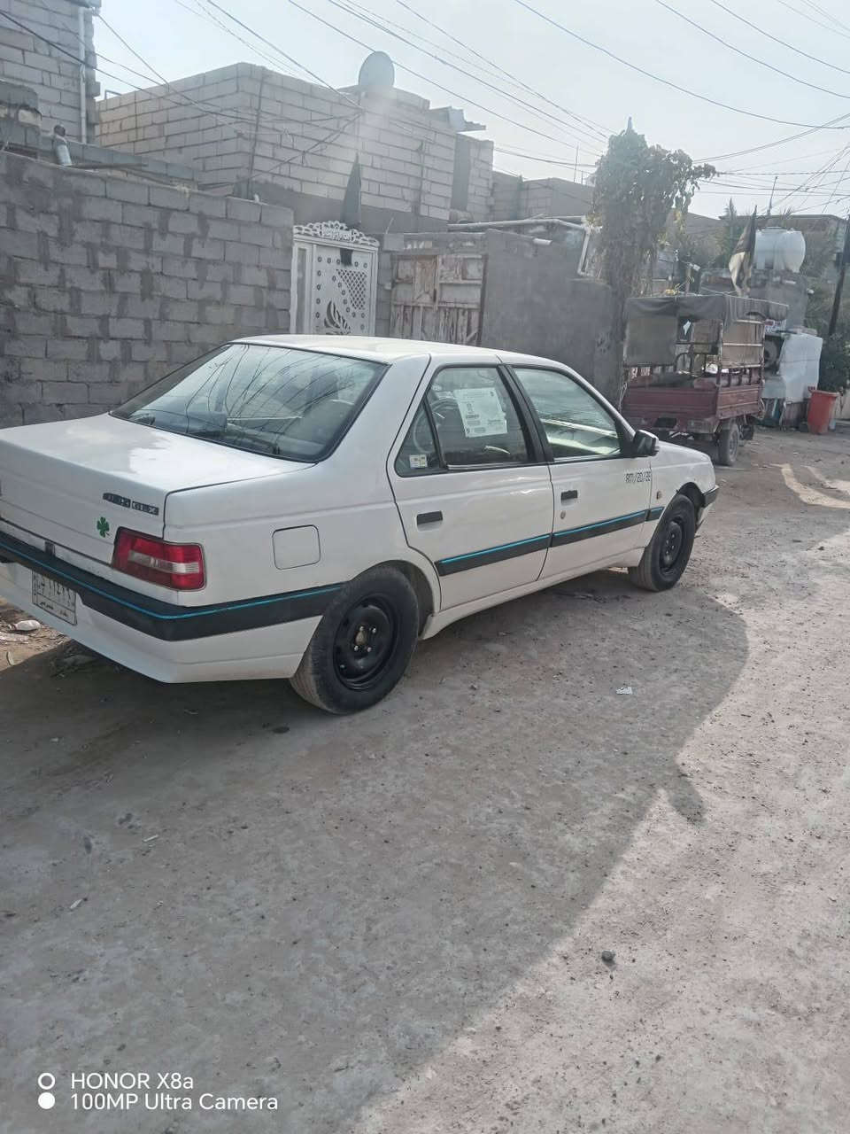 يا الله بيجو 405  موديل 10 للبيع سياره كفاله ما عدا الجنطه ضربه بالقفل سياره جاهزه وحلو ماكينه كير كفاله حداديه جديده سياره  وترايك وين ما عجبك رقمها بغداد الماني كفاله مداور عقد مروري مكان السياره نجف السعر 38 شراي يتصل على الرقم ‏‪***********‬‏
