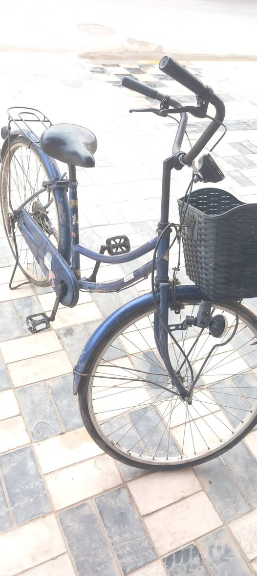 سلام عليكم باسكل للبيع بناتي موديل 2023 جديد مابيدل بي الي شي سعرة 75 بي مجال *********** اني مكلف بلنشر
