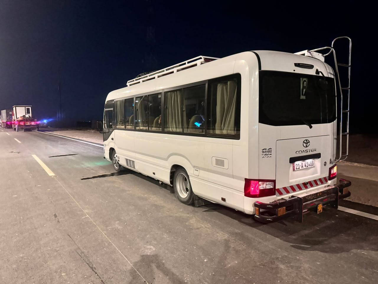 سلام عليكم كوستر موديل ١٨ سياره جديده دخول جديد كير مكينه اكسن كفاله تبريد محول كشن ستاركس سله درع مامي وخلفي وصل خط يعني سياره جاهزه الخير مكان سياره بصره رقم صاحب سياره ***********
