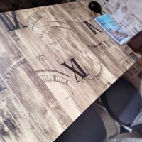 للبيع ميز عدد 2 وجه خشب بغداد باب المعظم 07745999445