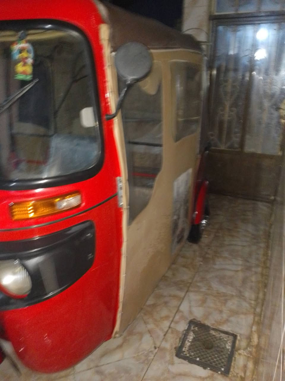 السلام عليكم
تكتك للبيع 
موديل 18 
تكتك نضيفه مابيها اي نقص 
السعر 4750 و بيها مجال 
للستفسار  ***********
