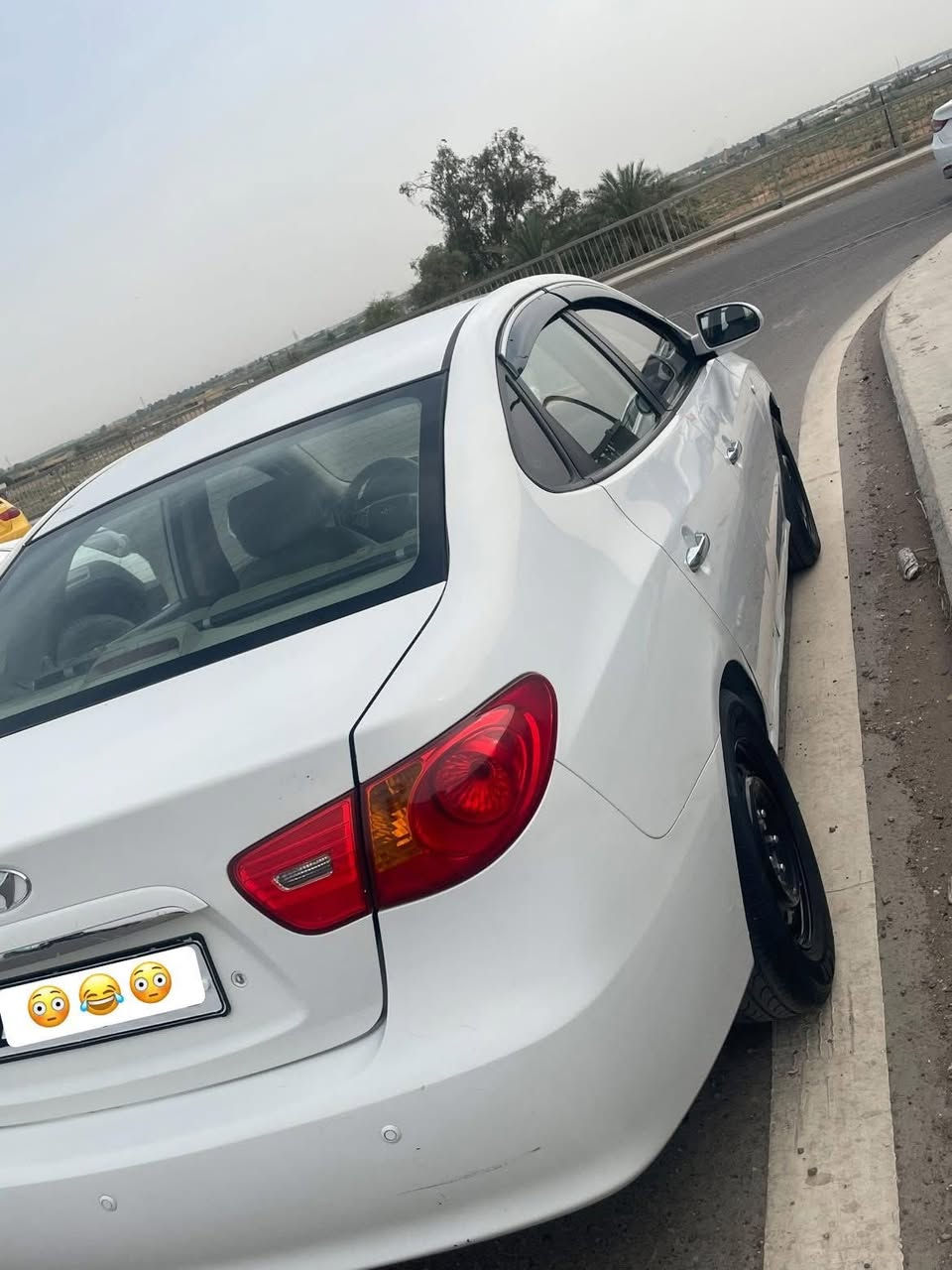 سلام عليكم بعد اذن الادمن 
للبيع افانتي ادوات نضيفه حيل 
تحكم ستيرن جهتين 
حساس خلفي 
تتفئه بل كشنات 
تخم تاير جديد 
ويل اسود جديد 
تبريد ثلج 
ولا كلوب مشتغل بل دشبول
كير مكينه كهربائيات كلهة مكفوله
ارقام وسنوية على رقم الشاصي 

مكان السيارة بغداد 
السعر 45 بيهة مجال كلش قليل 

‭٠٧٧٤ ١٣٣ ٩٤٣٦‬
