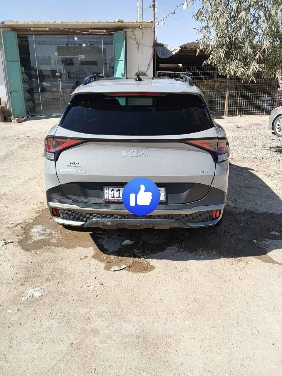 السلام عليكم
كيا سبورتج موديل 2023 فول مواصفات ماعده ال5 كاميرات وارد امريكي بيها فقط باردين لون اسمنتي محرك 2500 بسمي 
*********** اتصال او واتس اب
