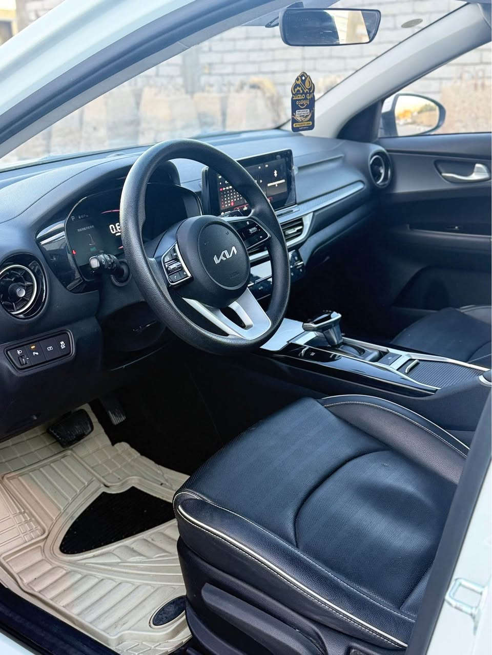 سياره k3 خليجي كفاله عامه ضربه صبغ تبديل بارد شخط مديل 2024 رقم اربيل الجديد هزه جديده ماشيه 31 الف السياره ع وضع الشركه تخم تاير حداديه تبريد السياره جديده بمعنى الكلمه فول مواصفات لاخير فتحه بصمه السياره جديده بعد بيهه مواصفات هواي رقم الهاتف *********** 
عنوان السياره البصره المدينة, البصرة
