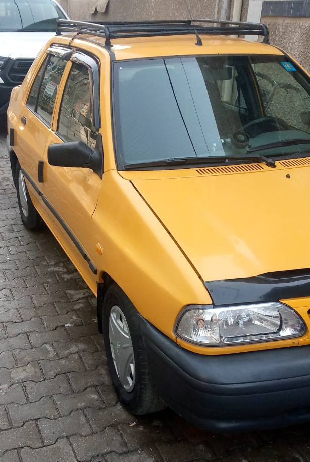 السلام عليكم 
سايبه موديل 2016
مصبوغه حزام للجماليه وبيها طخه باللغد صفحه السايق ومصلحه سيارة جاهزه كبل للشارع تدفئه وتبريد شغال بأسمي مصفره هيئه وغرامات
رقم دولي 
العنوان بغداد 
***********
السعر 38وبيها مجال
