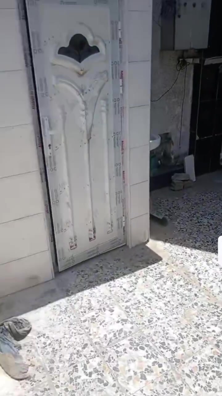 بيت للأجار مساحتهه64متر طابقين بيت نضيف كلش عنوانه الامين الثانيه تقاطع السفير قرب اسواق التوت للاستفسار.***********
