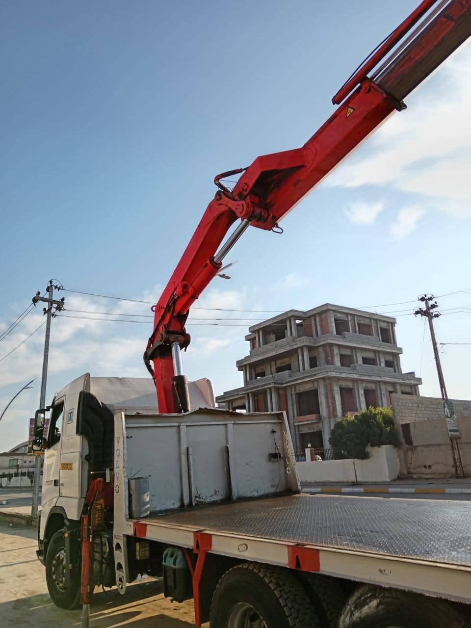 سيارة ڤالڤو موديل 2005 فوول  مواصفات كرين هياب 11 طن 5 سلايت ريمونت سنوية جديد سعر 4 دفتر
رقم موبايل 
***********
***********
سيارة ڤالڤو موديل 2005 فوول  مواصفات كرين هياب 11 طن 5 سلايت ريمونت سنوية جديد سعر 4 دفتر
