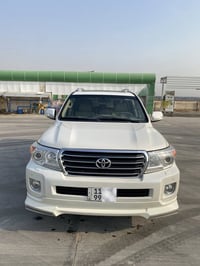 لاندكروز GXR • ٢٠١٥ • مشيه ١٩٧٠٠٠