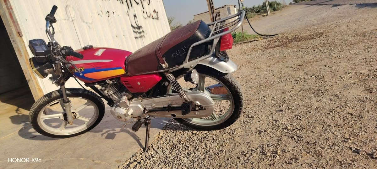 للبيع او مراوس سفانه 2020اوراق كامله 7نسخ دراجه حلوه ونظيفه بصره 
سعرهه 350 مكاني الصويره طريق سيد ربيع  . ***********

