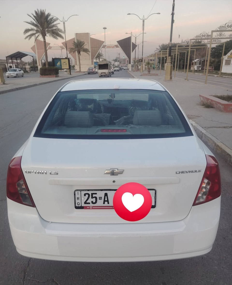 السلام عليكم اوبترا ٢٠١١ كلين بدون قطره صبغ كير محرك صدر تبريد كله شرط باسمي شرط تحويل والغرامات مكاني تكريت العلم
السعر ٨٥ 
***********
