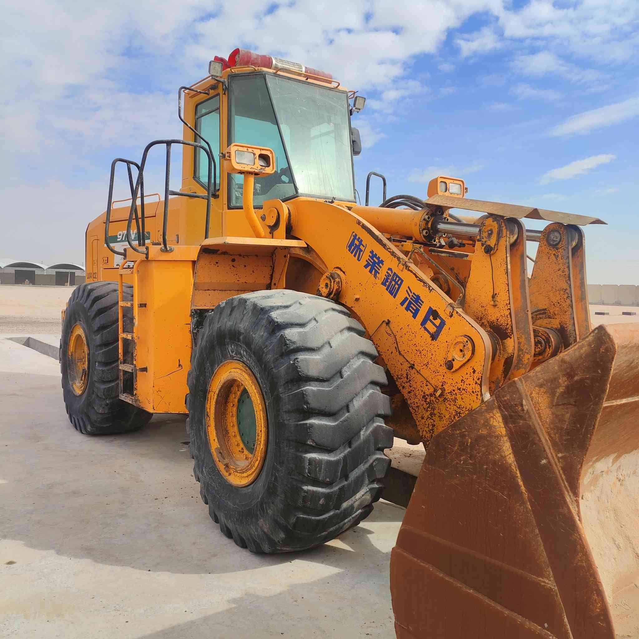 سلام عليكم 
شفل كاوسكي وارد ياباني حجم ٩٧ موديل ١٩٩٦ ارقام وسنويه بصره تحويل 
محرك انكجتر مشتغله المكينه ٤٣ الف ساعه 
بيها ضعف بالكير فقط  بس شغاله ماناقصها شي 
مكاني البصرة /***********
