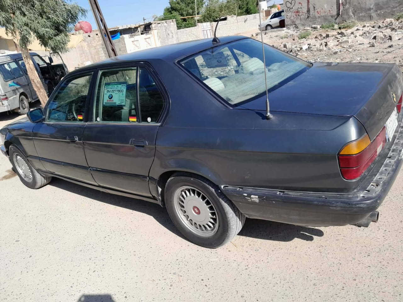 للبيع بي ام موديل 91 كير وتماتيك 730محىك مفتوح كير ومحرك جدد تخم تاير سياره مصبوغه حزام جماليه رقم انبار تحويل مباشر سياره جاهزه نقصهه تبريد كمبريسر عاطل السعر 42 وبيه مجال بسيط العنوان بابل الحصوه *********** 
***********
