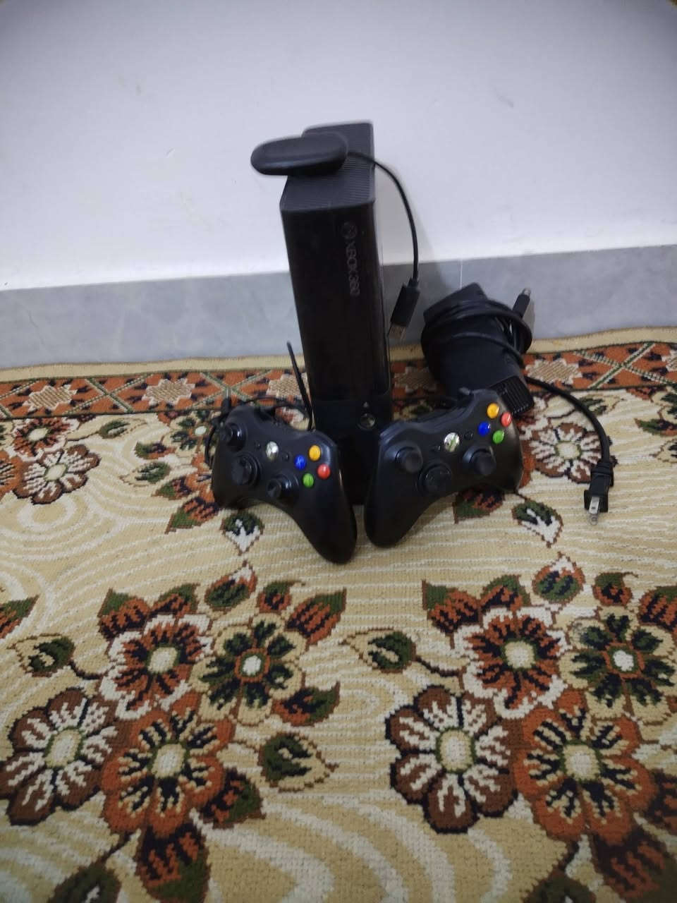 اكس بوكس 360 مهكر مع اكثر من ٣٠ لعبة  السعر ١١٠


**إذا كنت صاحب هذا الإعلان وتريد حذفه لأي سبب، رجاءا أرسل رسالة إلى الدعم الفني**