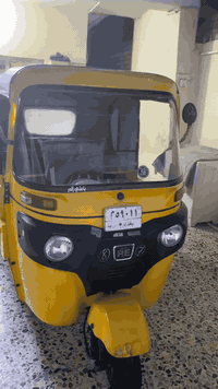 سلام عليكم تكتك لبيع مديل 22 شهر 10 رقم وسنويه بغداد كفاله عامه بس بيه طخات قليله سعر 9800 وبيه مجال / مكان بغداد جسر ديالى القديم رقمي 

0771 576 8977
