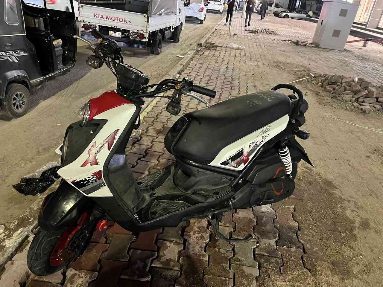 دراجه سكنس جبلي صار. 3 ايام من جبته من بغداد دراجه نازله ربه وصله وياه دراجه كفاله من البرغي مكفولللللللله الدراجه 1550 سعر قفللل الدراجه كفاله 
***********
