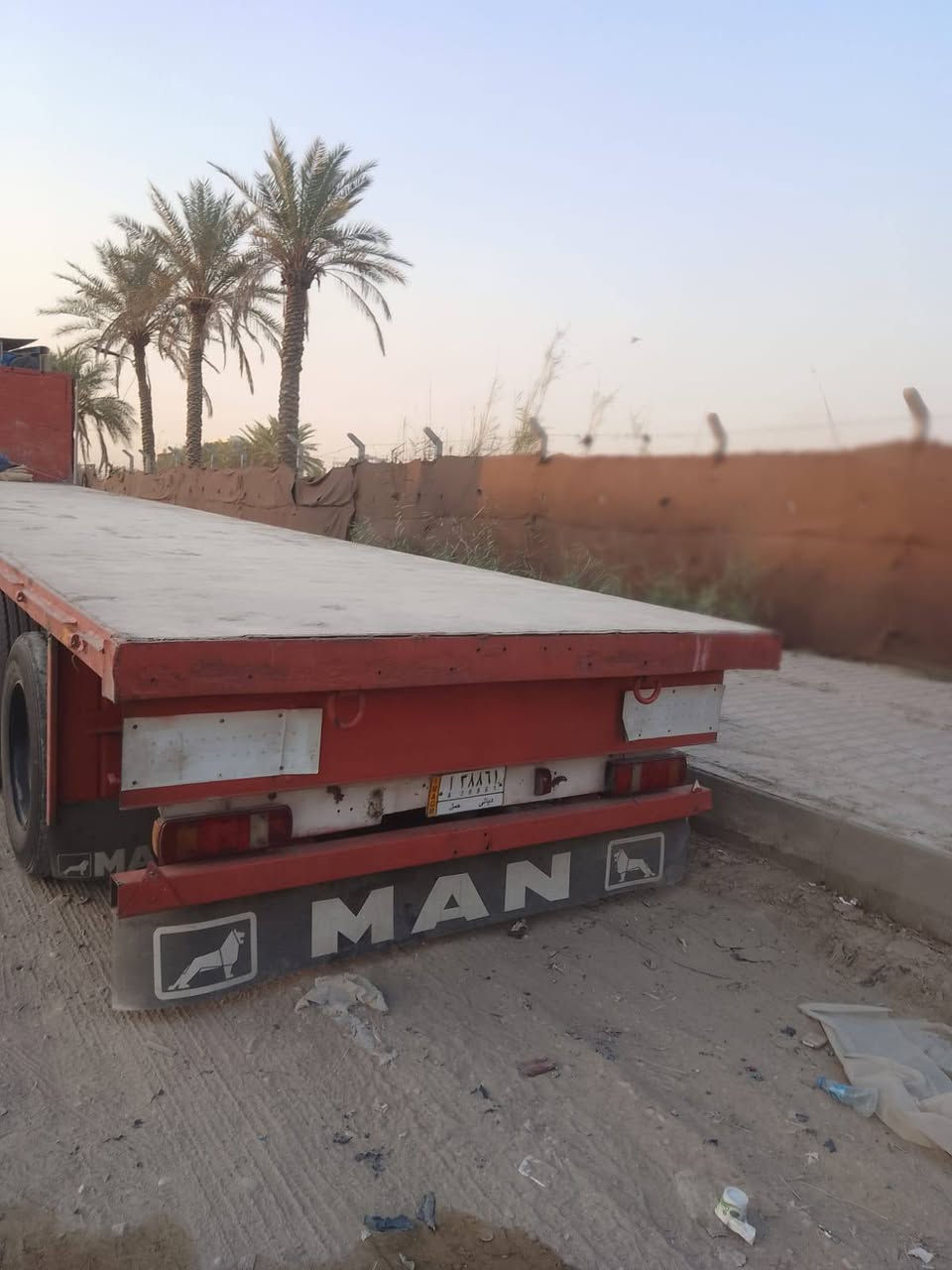 عربانه اوربيه 5محاور حرفش دناكير ساف كاعيه حديد عربانه جاهزه للشغل السعر 55اوبيه مجال ***********
