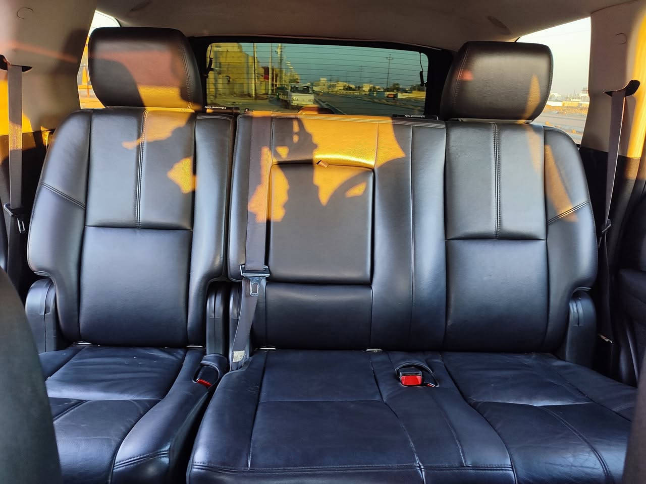 رمضان كريم 
سيارة تاهو ادوات للبيع او المراوس 
الموديل ٢٠١٣
                                                                                    LT
اللون رصاصي 
مكفولة من الگص يعني جاهزة للتسجيل 
مكفولة من السرقة والعشائر 
بيها صبغ  فقط نص چاملغ امامي 
السيارة استخدام شخصي وجاهزة من كلشي 
للاستفسار الاتصال 
على الارقام 
***********
٠٧٨.٤٥٩٠٠٠١
أو مراسلة الصفحة
