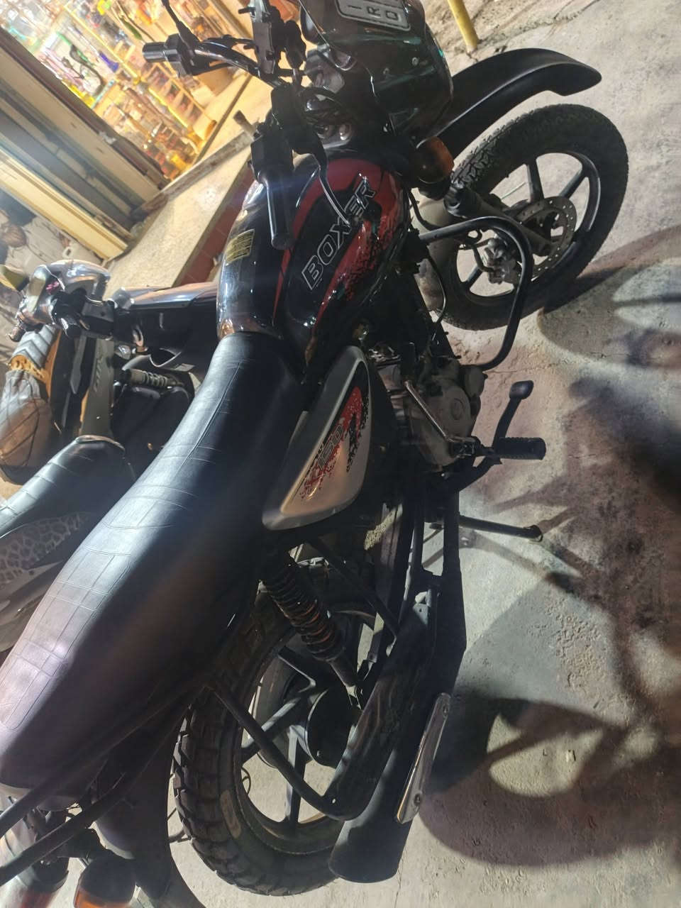 بوكسر موديل ١٩ رقم بغداد ٥ كير مرقمه بسمي تحويل ثاني يوم 1750 الرقم ***********
