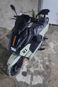 دراجه شحن جديده قبل سبوعين شاده   للبيع او مراوس بzr وزيد فرق  دراجه 6...