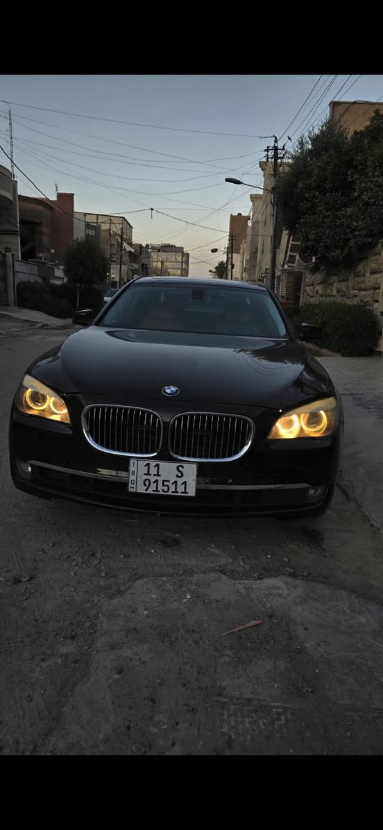 السلام عليكم 
Bmw f01 750ix 2011 فول مواصفات للاخير ما يحتاج اذكرها 
رقم بغداد تحويل مباشر 
بيها نواقص بسيطه جدا 
السعر ١٢٠ ورقه و بيها مجال 
***********
