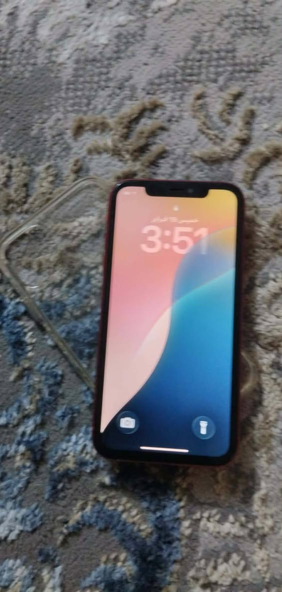 السلام عليكم ورحمة الله وبركاته
للبيع ايفون 11 عادي 
خلل بشريحه متشتغل سبب وكعه هوه والفيس ايدي الباقي 
كله شغال 

شاشه بلادي 

بطاريه 98 

سعره 140 وبي مجال 

ملاحضه الشريحه تتصلح


**إذا كنت صاحب هذا الإعلان وتريد حذفه لأي سبب، رجاءا أرسل رسالة إلى الدعم الفني**