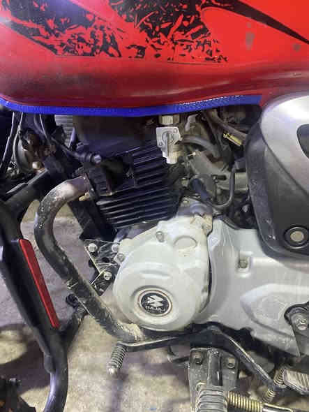 بوكسر ٢٢ اوراق كاملة وراعيهة الاول موجود مكفولة كفاله عامة 
ومرتبة ومجبزة وتعبان عليه الدراجة رايدهة 

السعر ١٥٠٠

رقمي ***********
