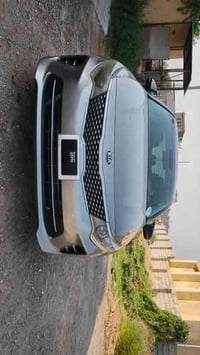 كيا اوبتيما موديل ٢٠١٦  Ex ماشية ١٣٣ سياره حادثها بس قبق جنطه وامبدل ا...