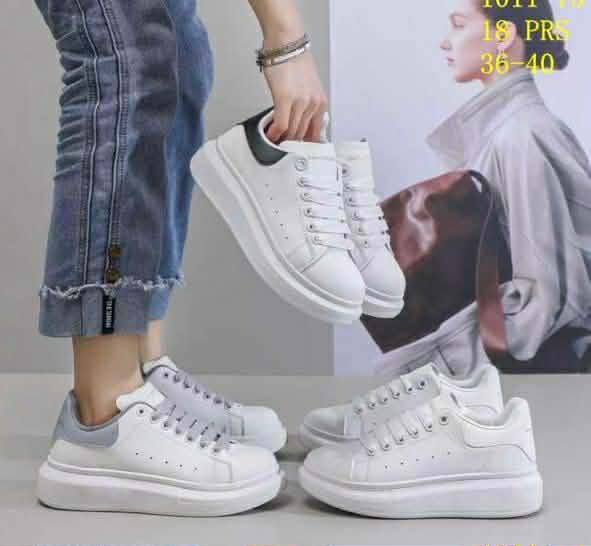 حجز والاستفسارات رجاء دخلو للبيج روز ستور
روز ستور نكملج اناقت العيد والاوتفت مالتج🤭🩷✨
أسعار مناسبة 💸 كوالتي عالي 👌
بضاعة راقية تليق بذوقج 🌸
👜 حقائب نسائية بجميع الأحجام والألوان
👛 جزدان نسائي راقي
⌚ ساعات نسائية مميزة
👠 أحذية فلات وكعب
👢 بوتينات راقية
👝 محافظ رجالية
🕶️ مناظر أنيقة
🎨 تتوفر ألوان ومقاسات متعددة
للحجز أو الاستفسار عن الألوان والقياسات:
📩 دايركت
☎️ أو عن طريق الواتساب: ***********
