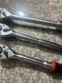 رواجز اصلية • جنيوس كندي • كرون اصلي