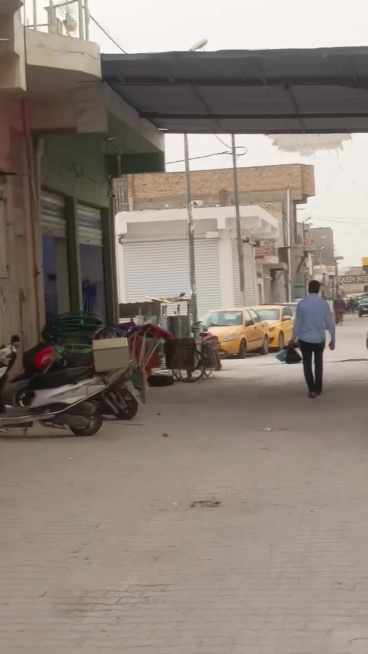سلام عليكم محل البيع طابوو صرف قرب حجي رحيم الفتلاوي قرب شارع المصورين المساحه 11متر ونص التواصل خاص او التصال عل رقم 📱 ‏‪***********‬‏

