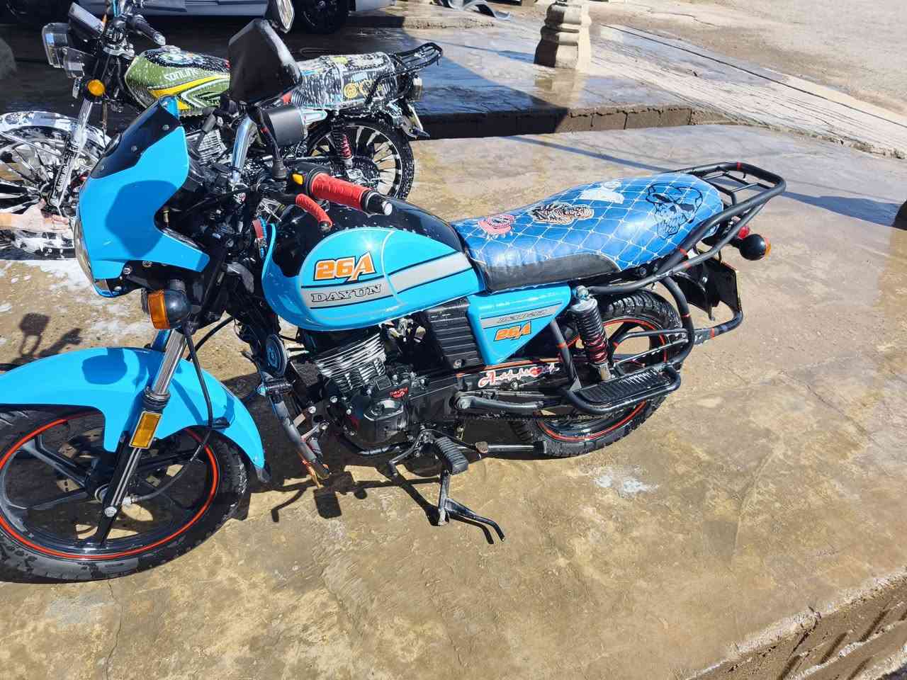 دايوان 24 لون مميز ماشية 7000 طالعة بل 2025 مخزونة نضافة مثل متشوف بعبنك مكاني الخالص تواصل ***********
