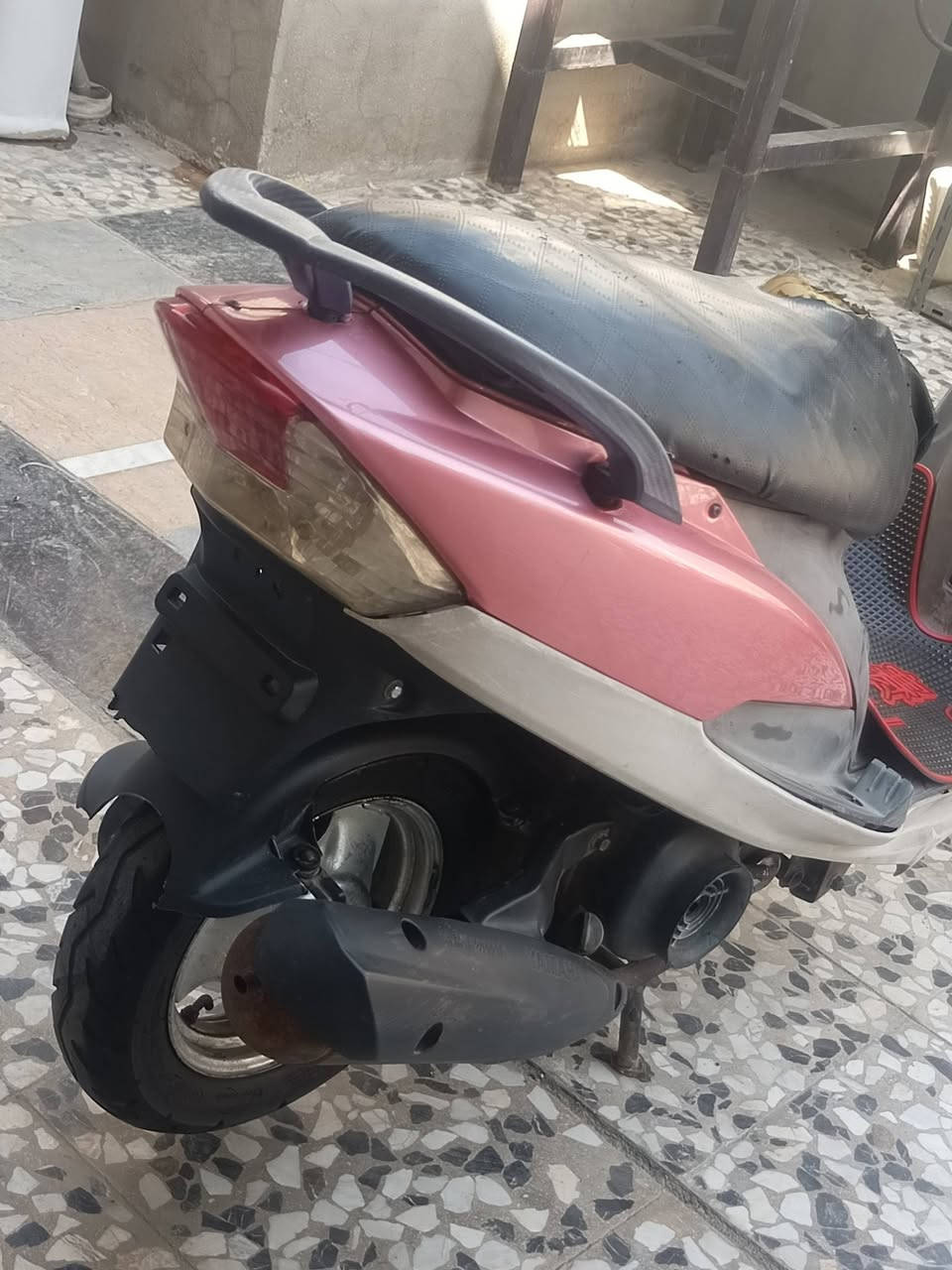 سلام عليكم ماكس منغولي
دراجه بلاديه 49
محرك ناعم 
السعر 325 
مكاني بسمايه 
***********
