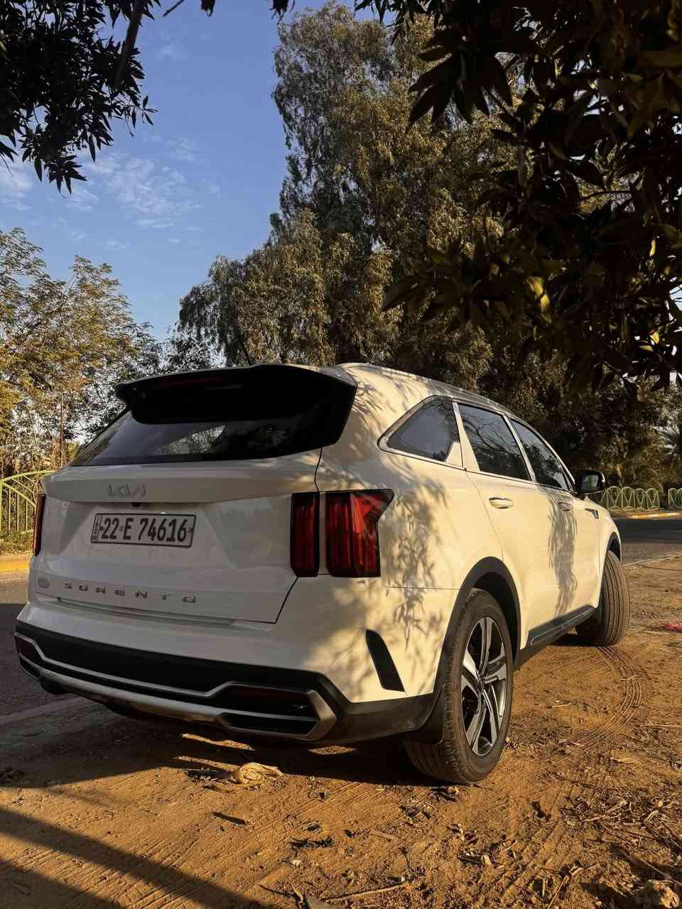 سورنتو 2022 خليجي مكينة 4 سلندر 2400 مكفولة سيارة فول مواصفات عدا البنوراما بعدة على وضع الشركة ماشية 57KM كلشي بيه على البلاد وكلش جديدة السيارة وبدون اي نقص رقم اربيل الجديد السعر 248 مكاني بغداد الكرخ للاستفسار ***********
